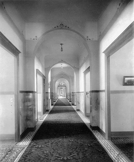 1hallway